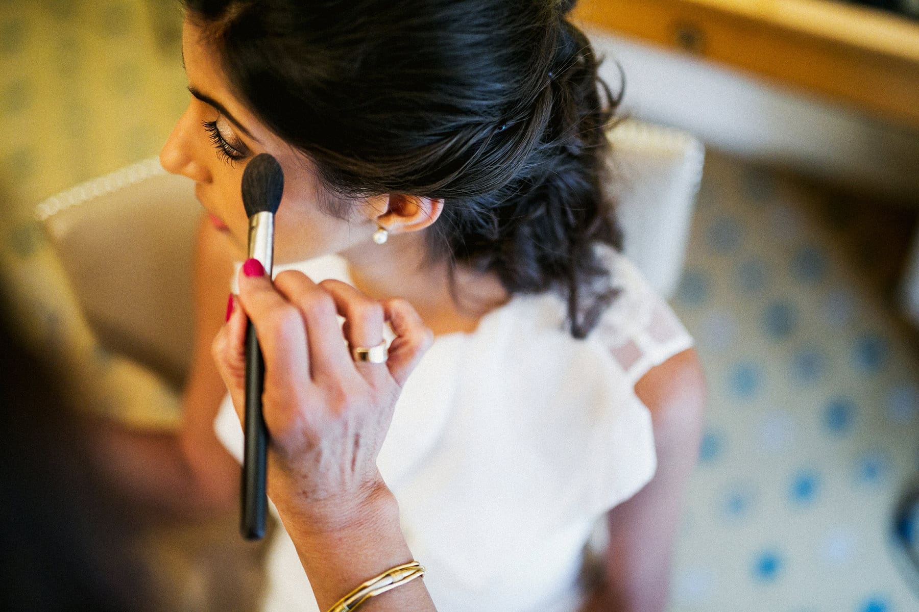 Vancouver Bride Getting Ready