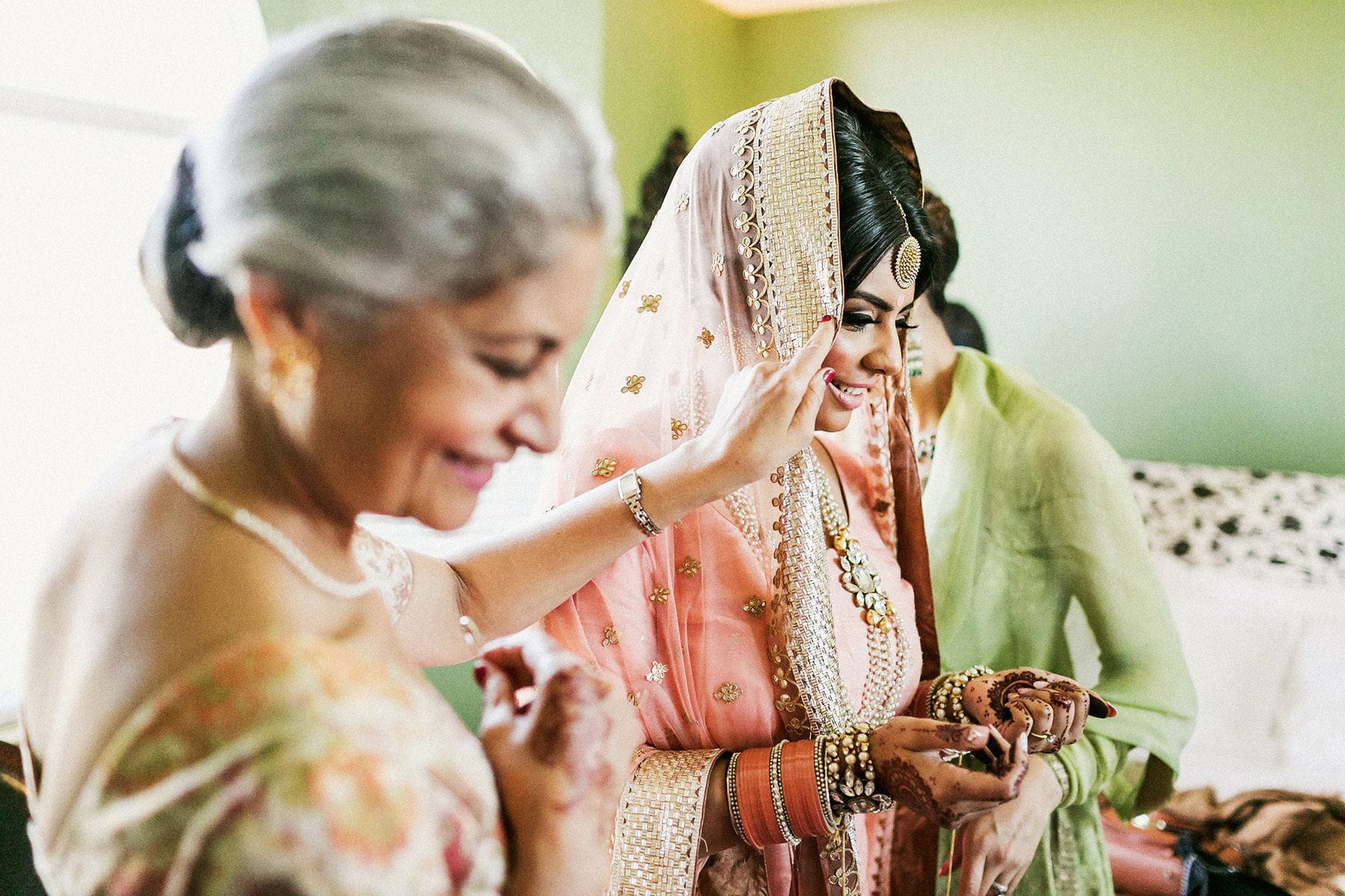 Sikh Bride in Vancouver Getting Ready